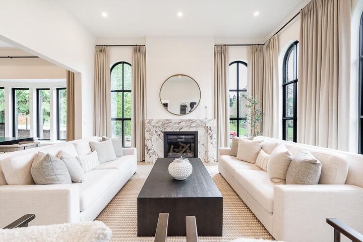 Property Photo:  2318 Chantrell Park Drive  BC V4A 9W8 