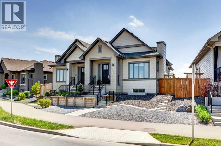 Property Photo:  790 Mahogany Road Southeast  AB T3M 2Z5 