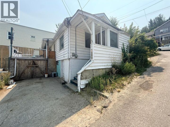 304 McAnally Street — photo 1