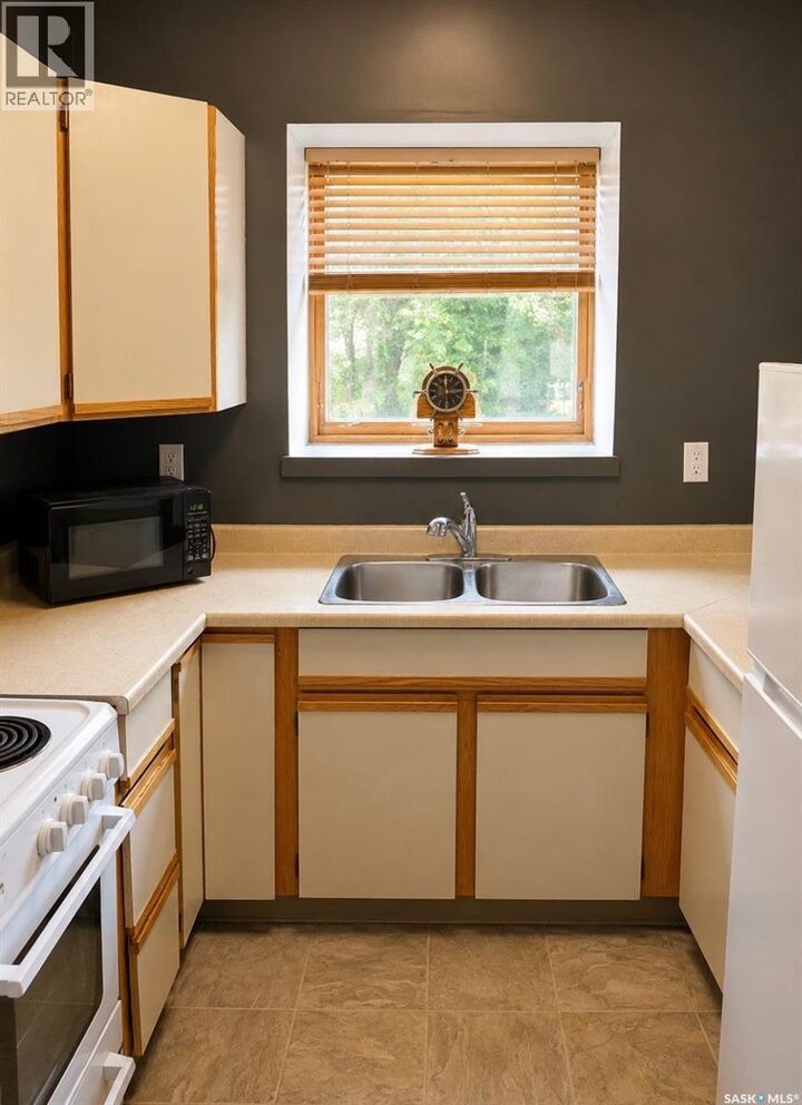 Property Photo:  111 102 Manor Drive  SK S0E 1W0 