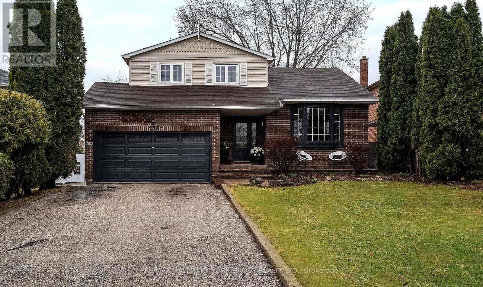 Property Photo: 228 Yorkshire Drive Basement ON L3Y 6J7