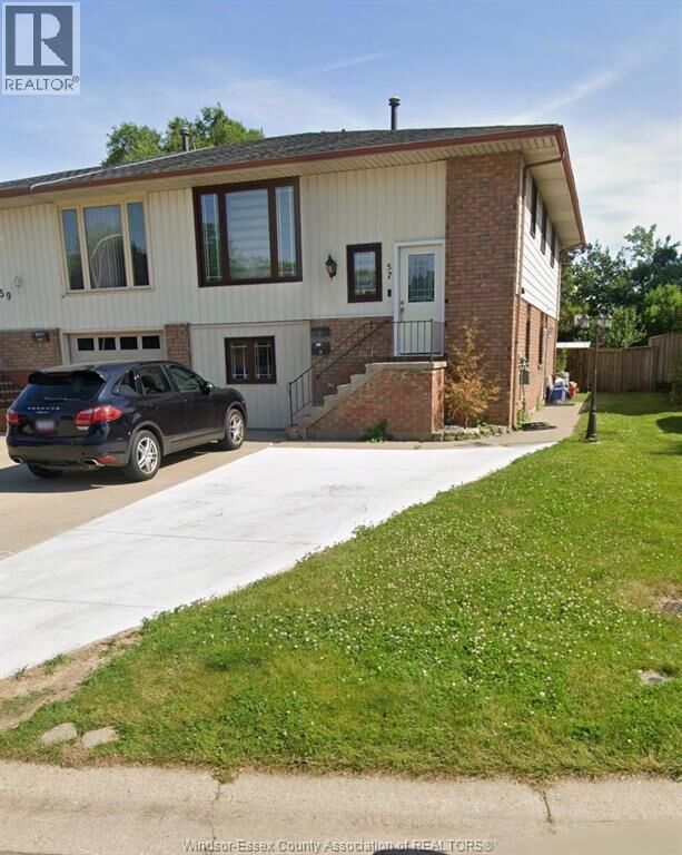 Property Photo:  57 Windwood Drive  ON N8H 4M8 