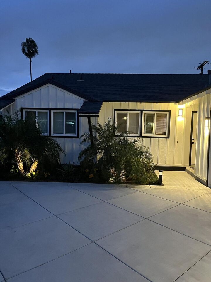 Property Photo:  7737 Bellaire Avenue  CA 91605 