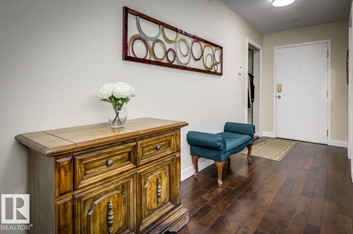 Property Photo: 7839 96 Street NW 100 AB T6C 4R4