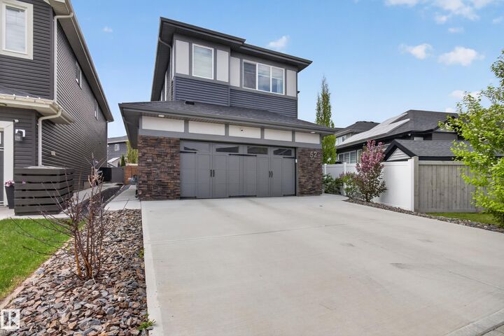 Property Photo:  52 Aberdeen Crescent  AB T8H 1W7 