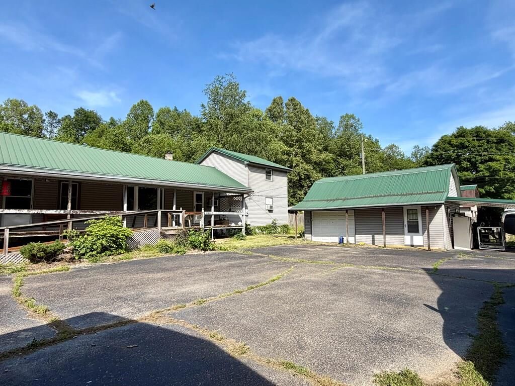 Property Photo: 36 Bellamy Rd OH 45663