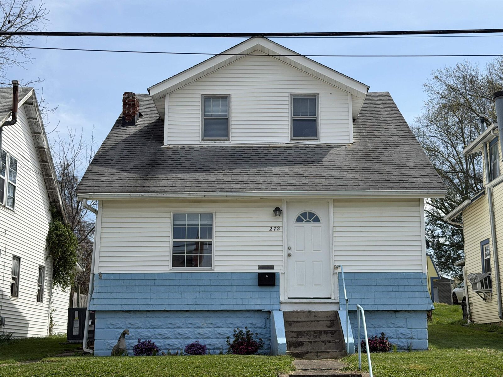 Property Photo:  272 S Walnut Street  WV 25705 