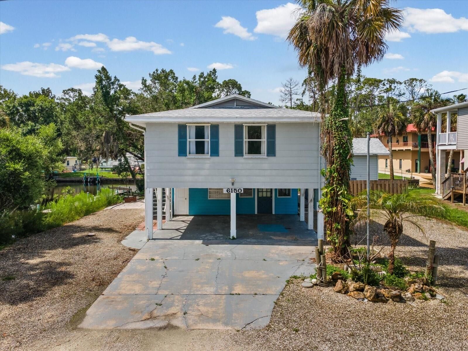 Property Photo: 6150 Island Drive FL 34607