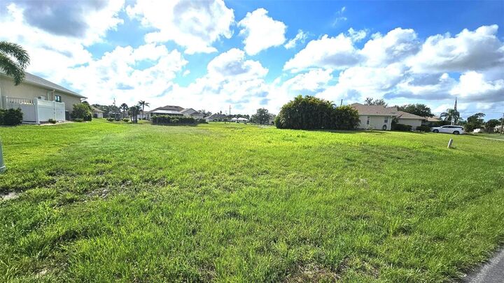 Property Photo:  144 Long Meadow Lane  FL 33947 
