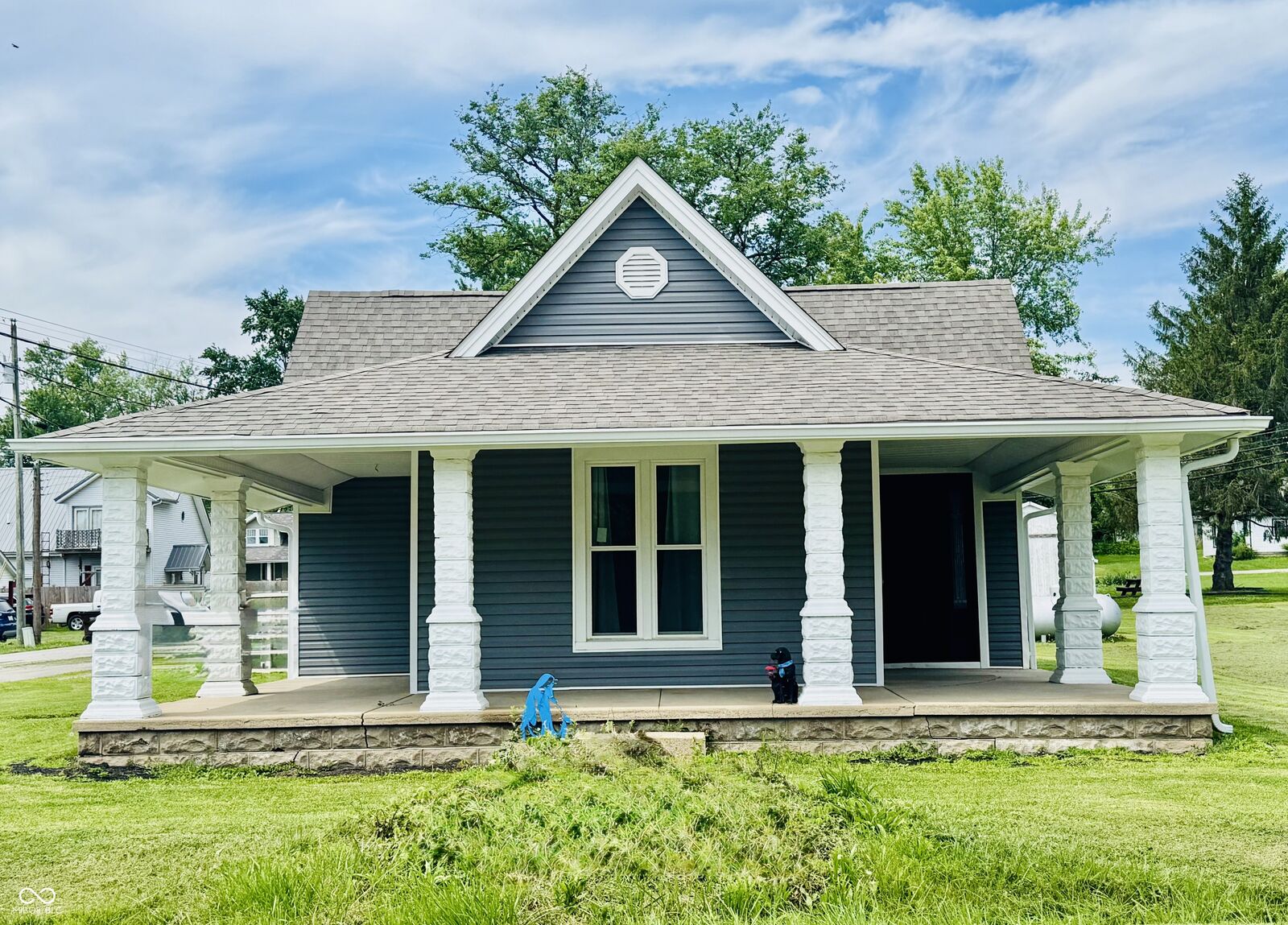 Property Photo: 4810 W State Road 58 IN 47235
