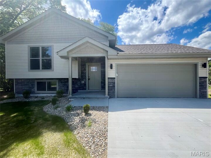 Property Photo:  3775 Wanda Road  IL 62025 