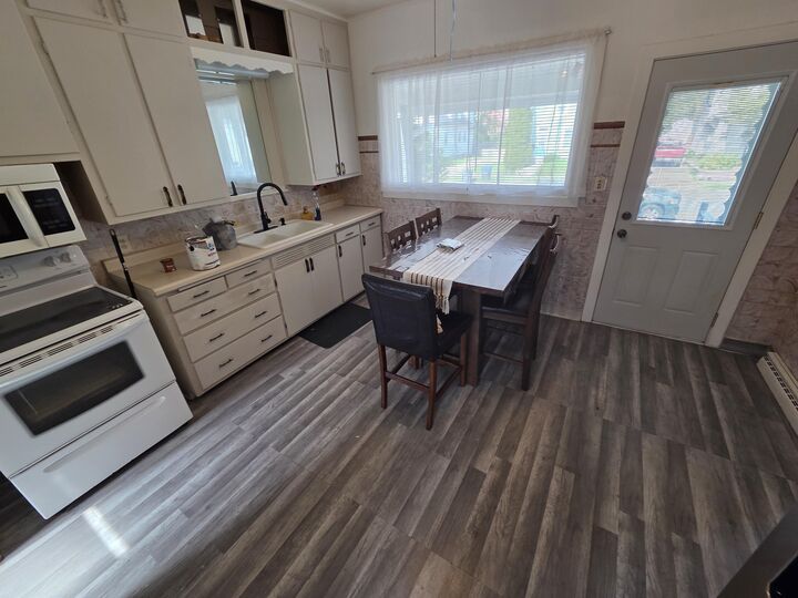 Property Photo:  1333 Clara Ave  WI 53081 