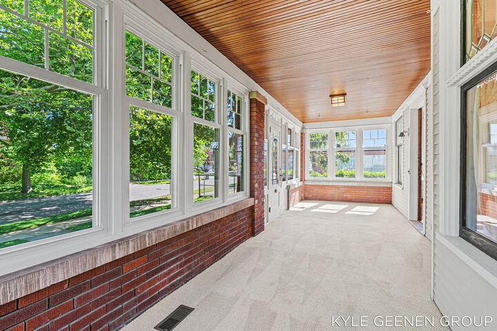 Property Photo: 14 E 24th Street MI 49423