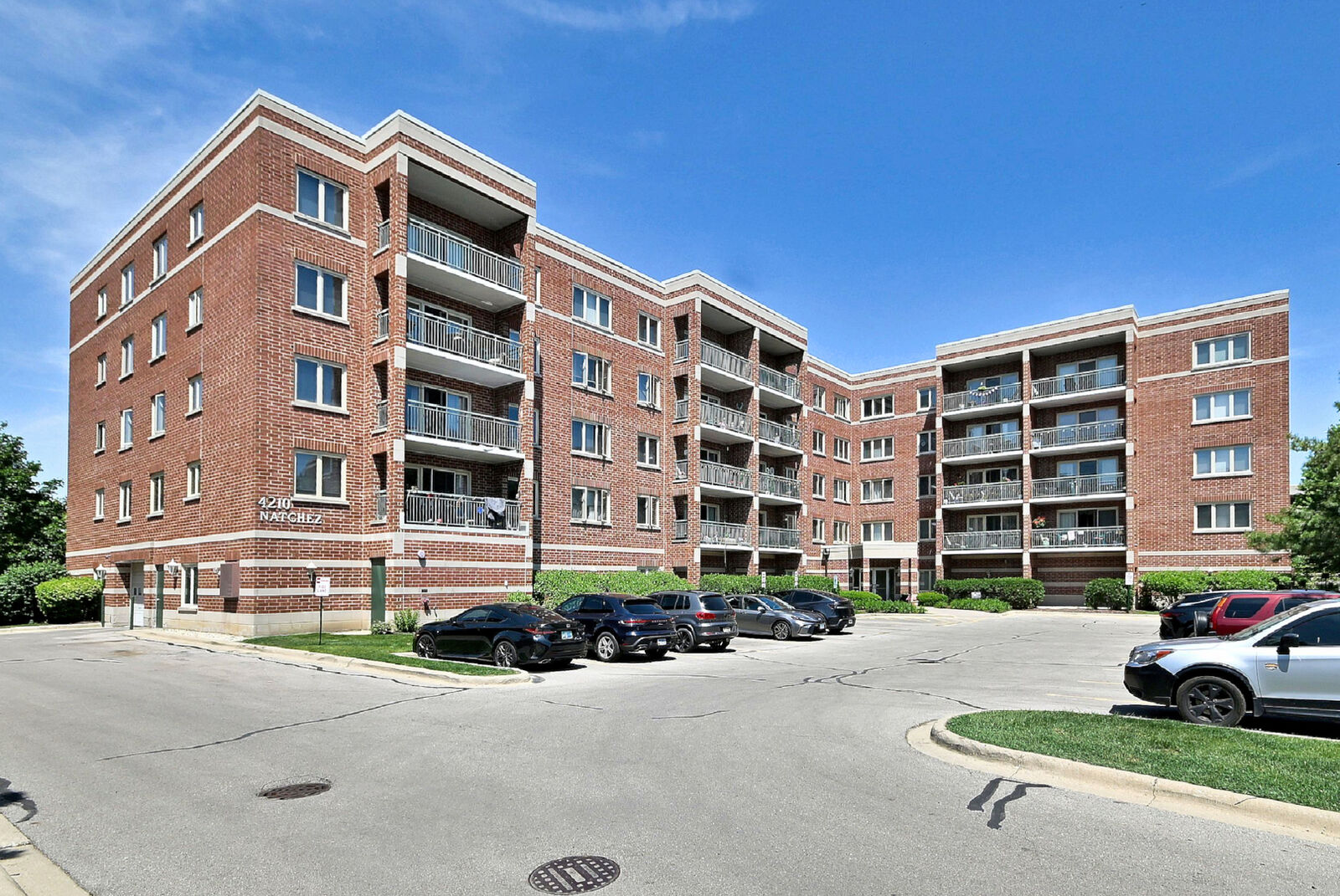 Property Photo:  4210 N Natchez Avenue 508  IL 60634 