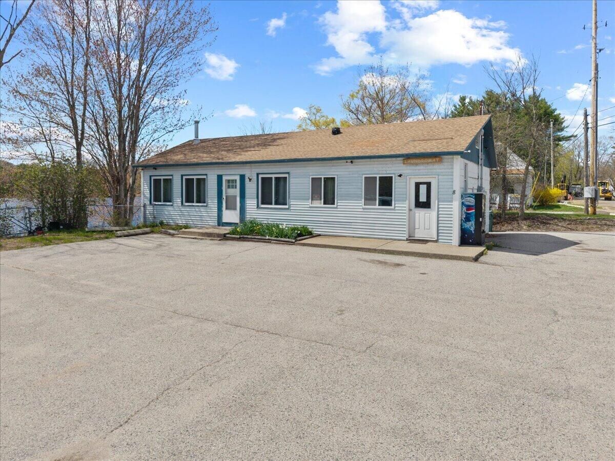 Property Photo:  8 Emery Corner Road  ME 04048 