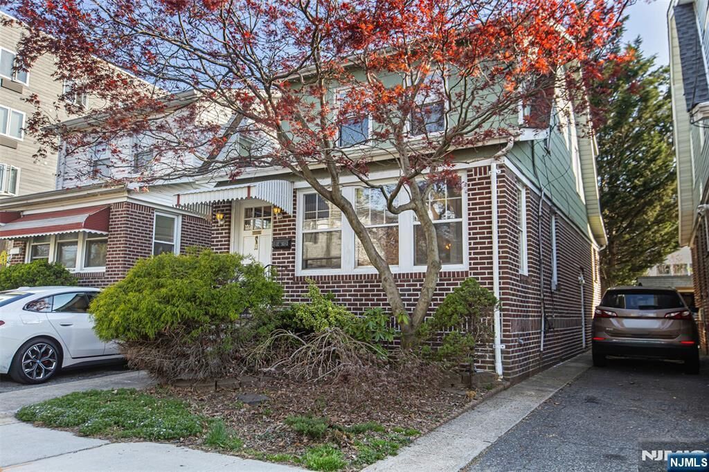Property Photo:  13 Front Street  NJ 07031 