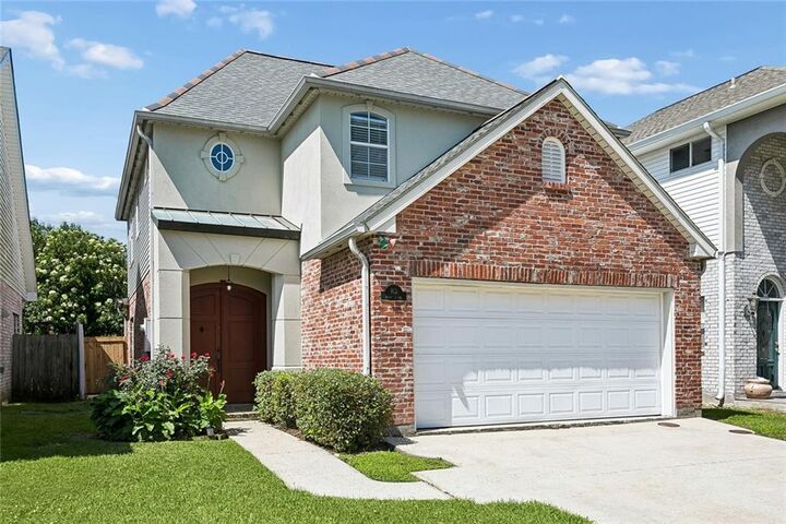 Property Photo: 913 Saint Julien Drive LA 70065