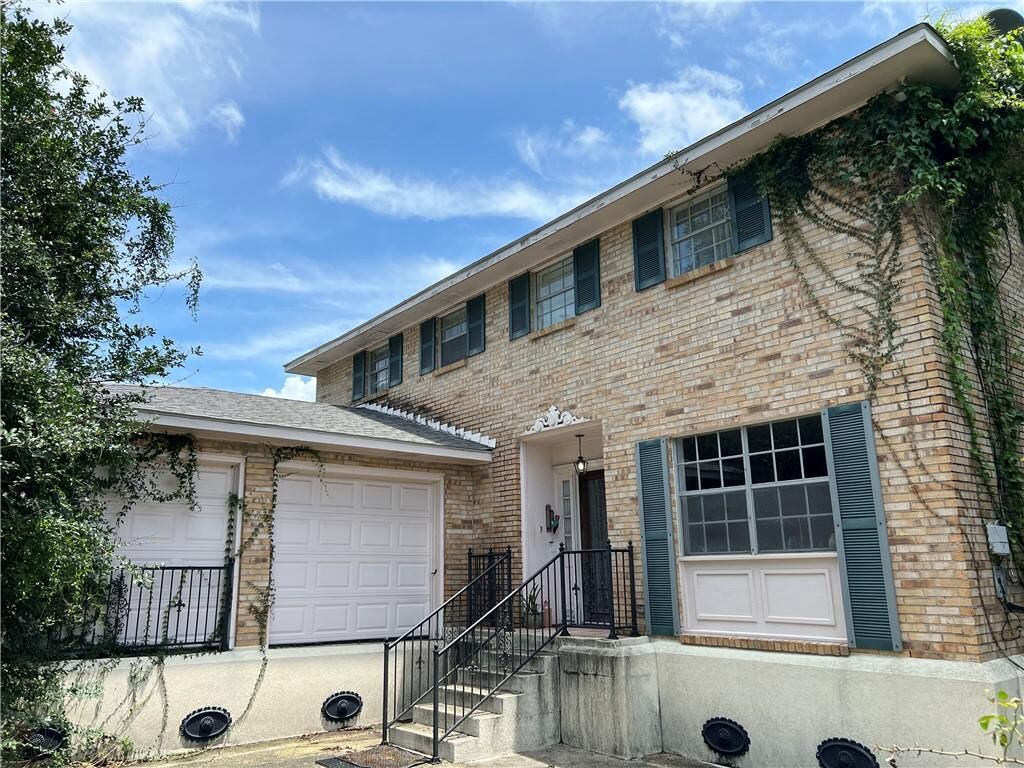 Property Photo:  3610 Rue Delphine Street  LA 70131 