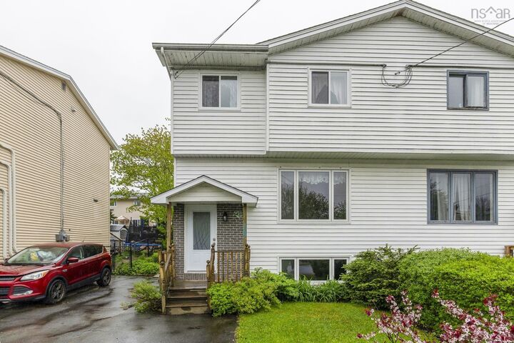Property Photo:  124 Waterwheel Crescent  NS B4E 2K8 