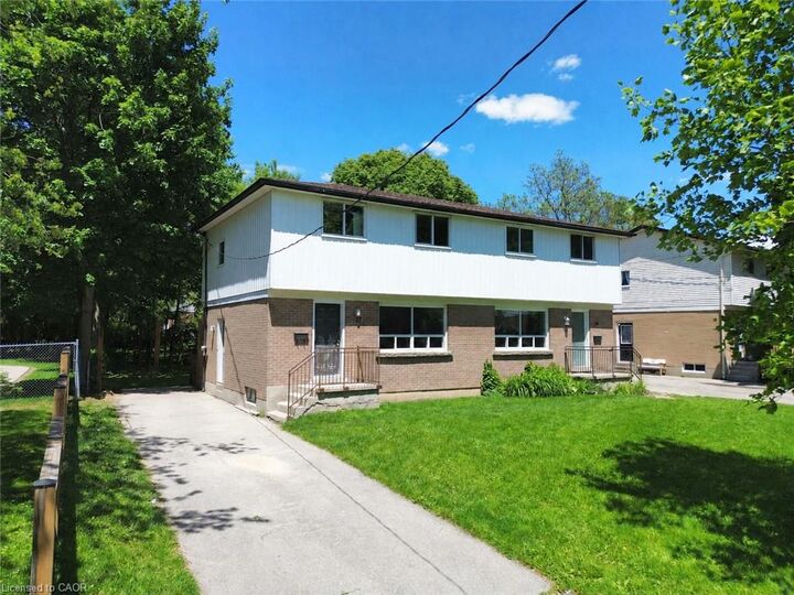 Property Photo:  57 Oakwood Avenue  ON N3Y 1H6 