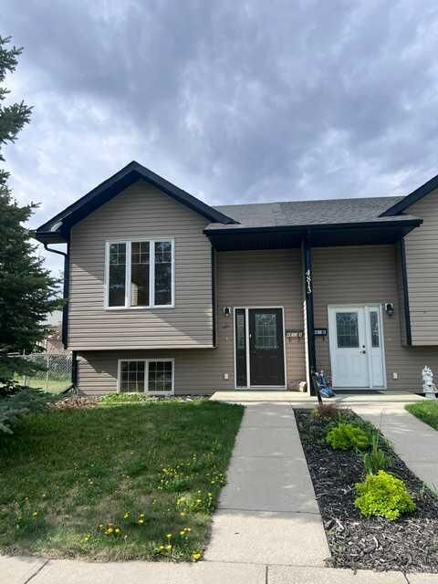4813 49 Street W A — photo 1
