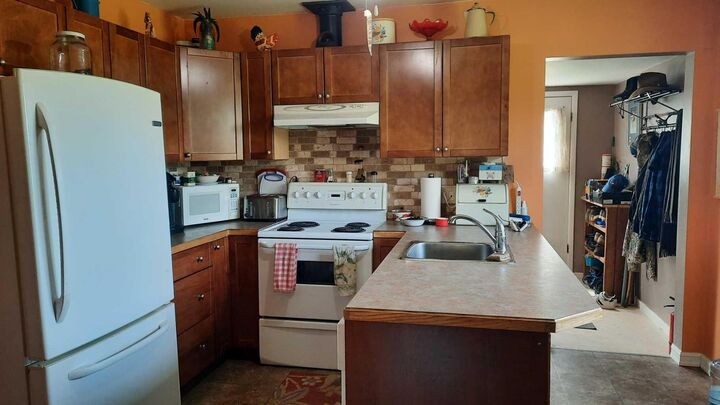Property Photo: 261 1 Avenue AB T0J 1B0