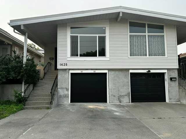 Property Photo: 1635 24 Avenue NW AB T2M 1Y7