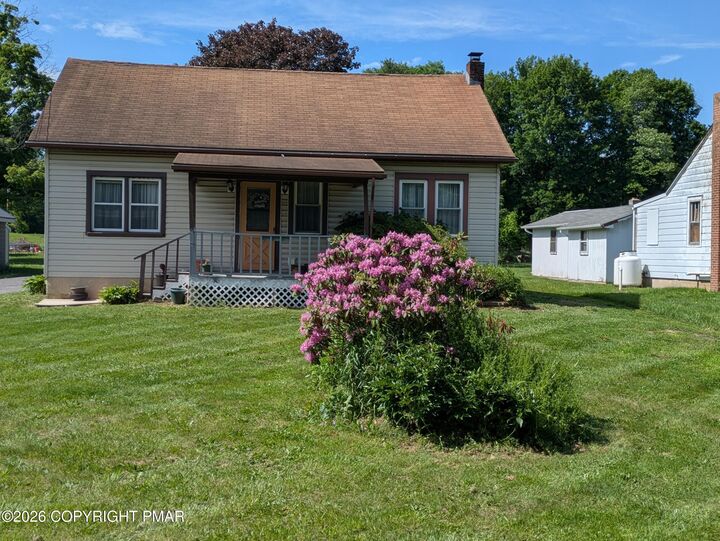 Property Photo:  1085 Interchange Road  PA 18331 