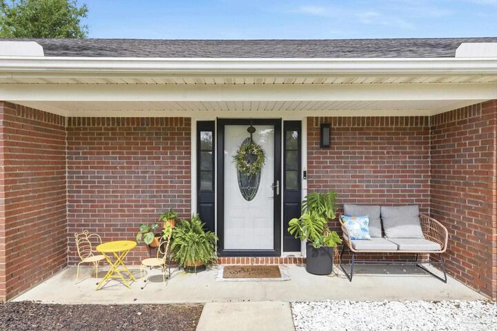 Property Photo:  2711 Penn St  FL 32566 