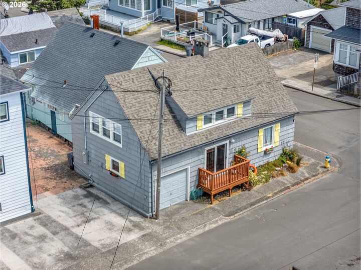 Property Photo: 480 S Columbia St OR 97138