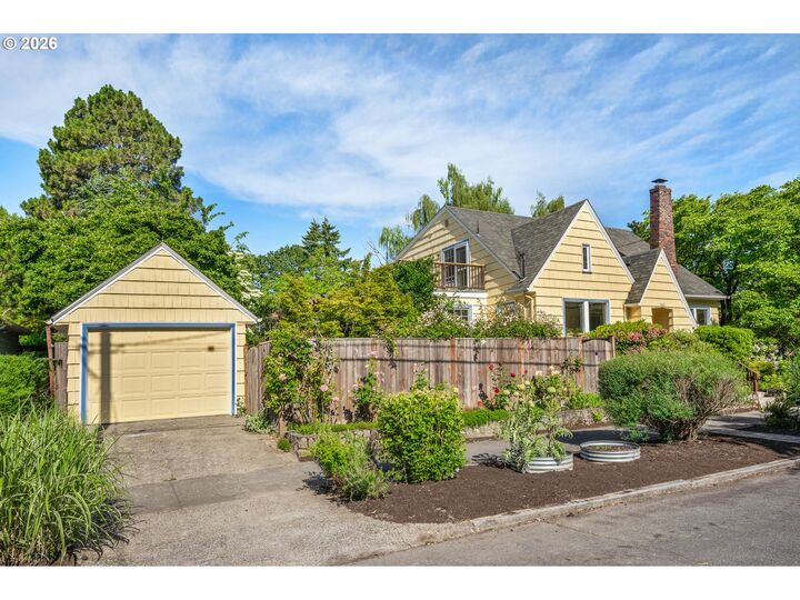 Property Photo: 6007 SE 14th Ave OR 97202