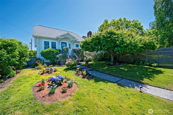 Property Photo:  3444  11th Avenue W  WA 98119 