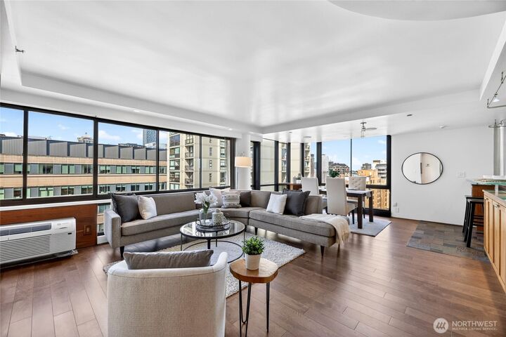 Property Photo:  1120  Spring Street 1201  WA 98104 