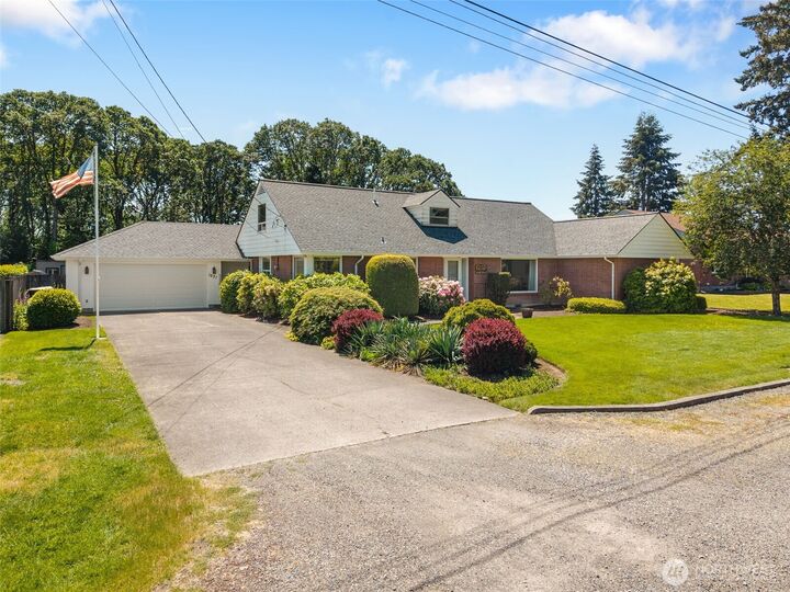 Property Photo: 1631 SW Gails WA 98532