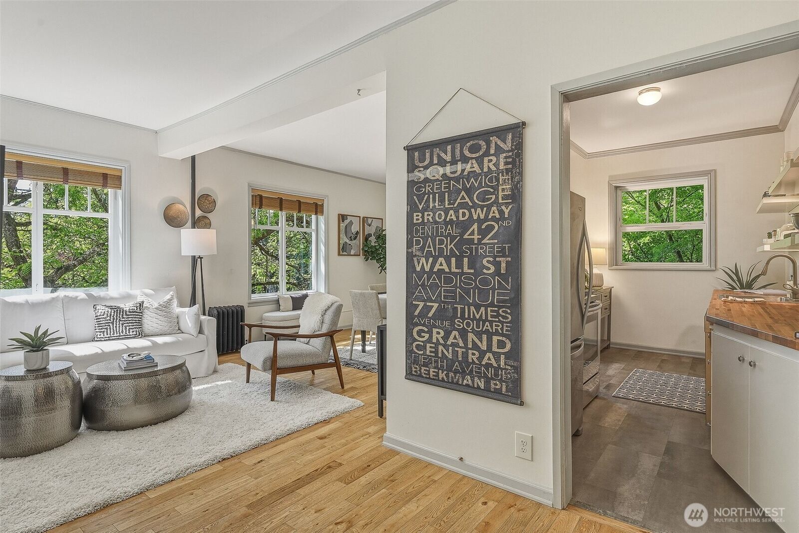 Property Photo: 1107 E Denny Way A2 WA 98122