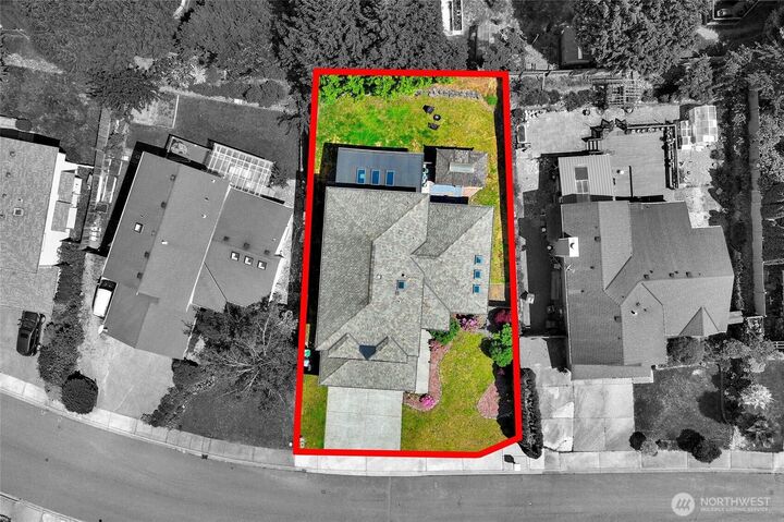 Property Photo: 6907 75th Drive NE WA 98270