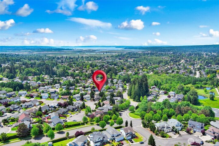 Property Photo:  6907  75th Drive NE  WA 98270 