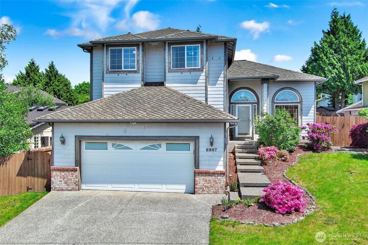 Property Photo: 6907 75th Drive NE WA 98270