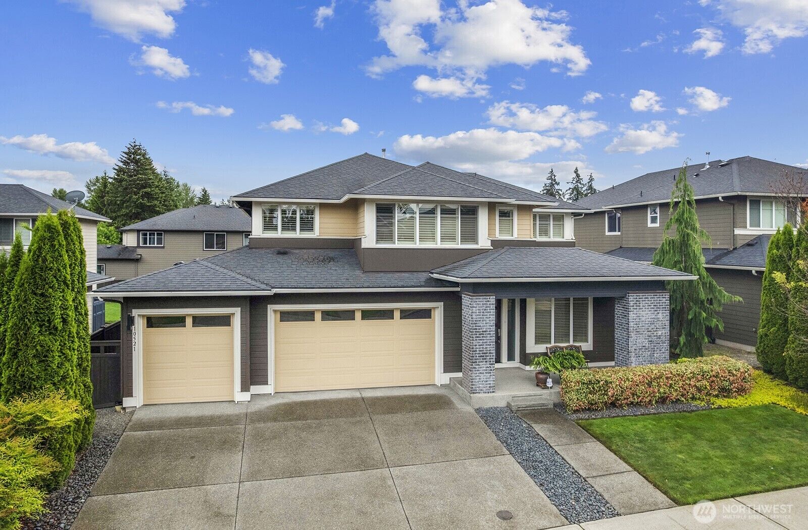 Property Photo:  10521 SE 277th Place  WA 98030 