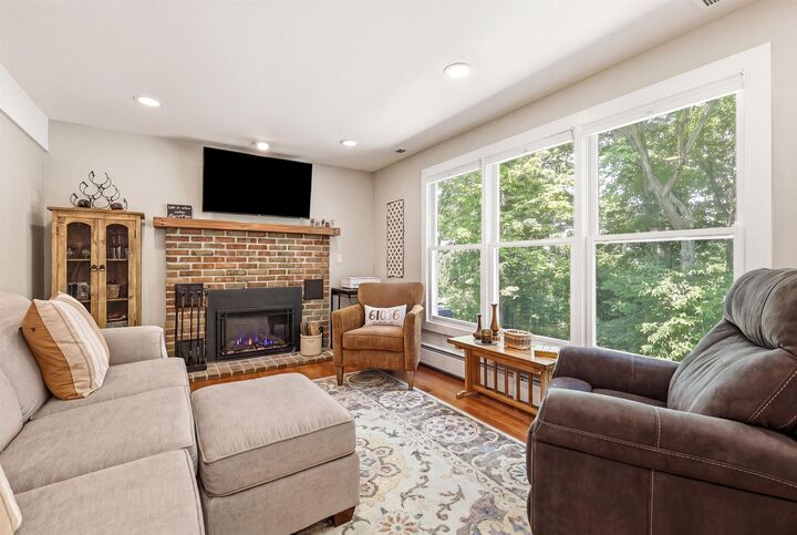 Property Photo: 30 Thatcher Lane IL 61036