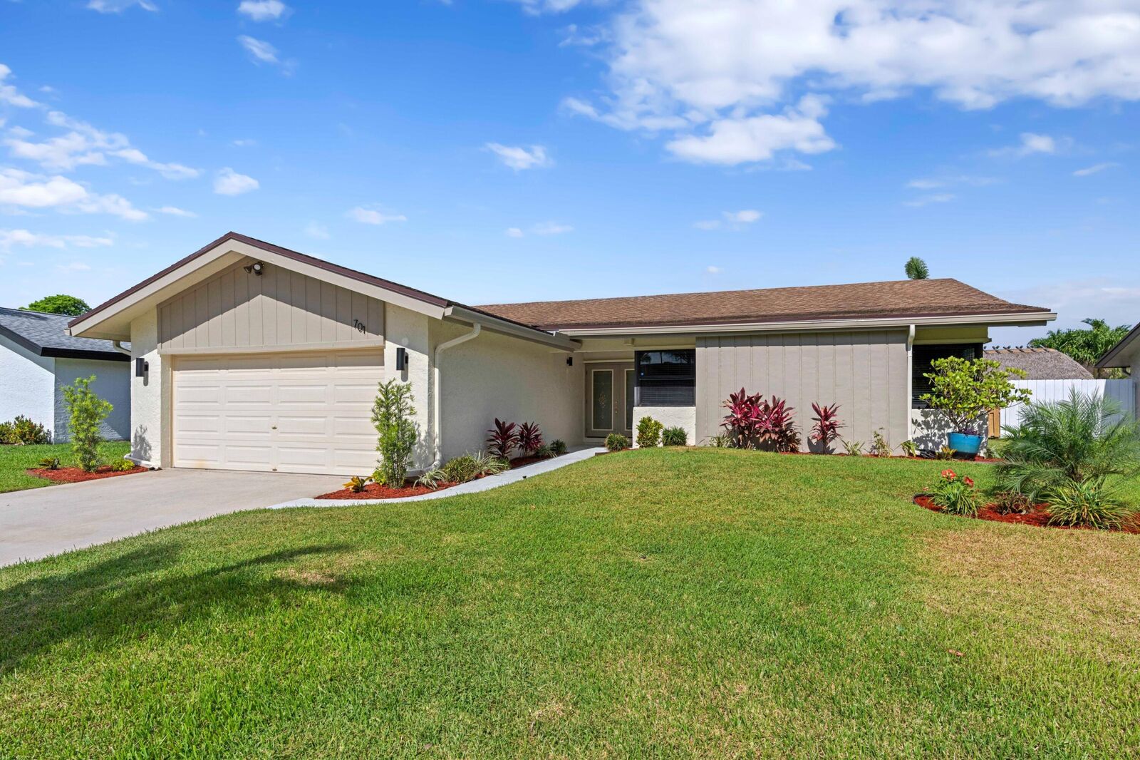 Property Photo: 701 NW 48th Avenue FL 33063