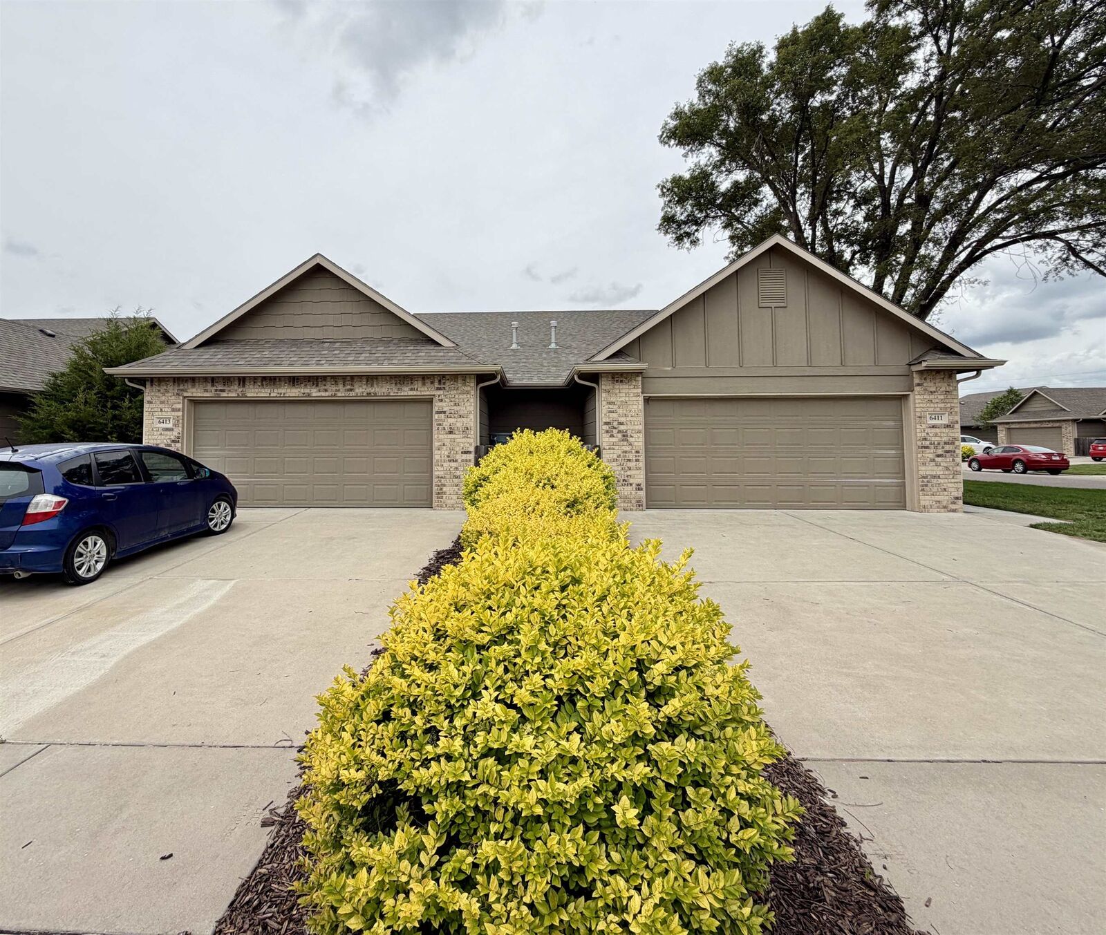 Property Photo:  6411 S Vassar Ave  KS 67037-8695 