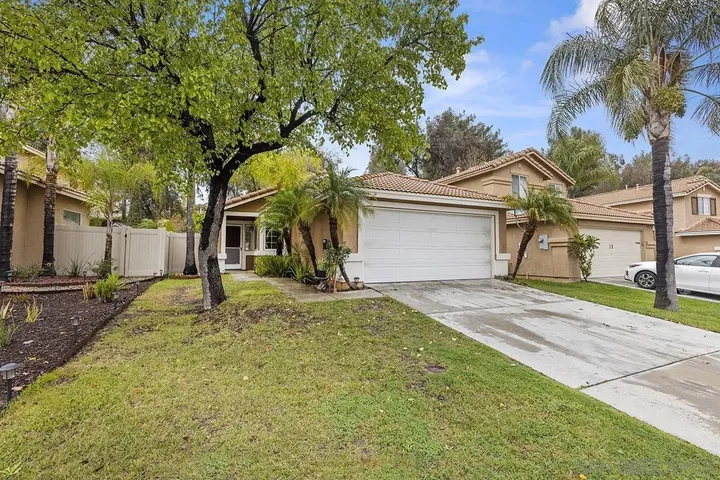 Property Photo:  32003 Calle Novelda  CA 92592 