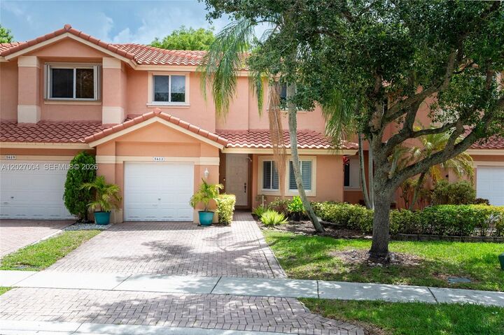 Property Photo:  5613 NW 125th Ave 5613  FL 33076 