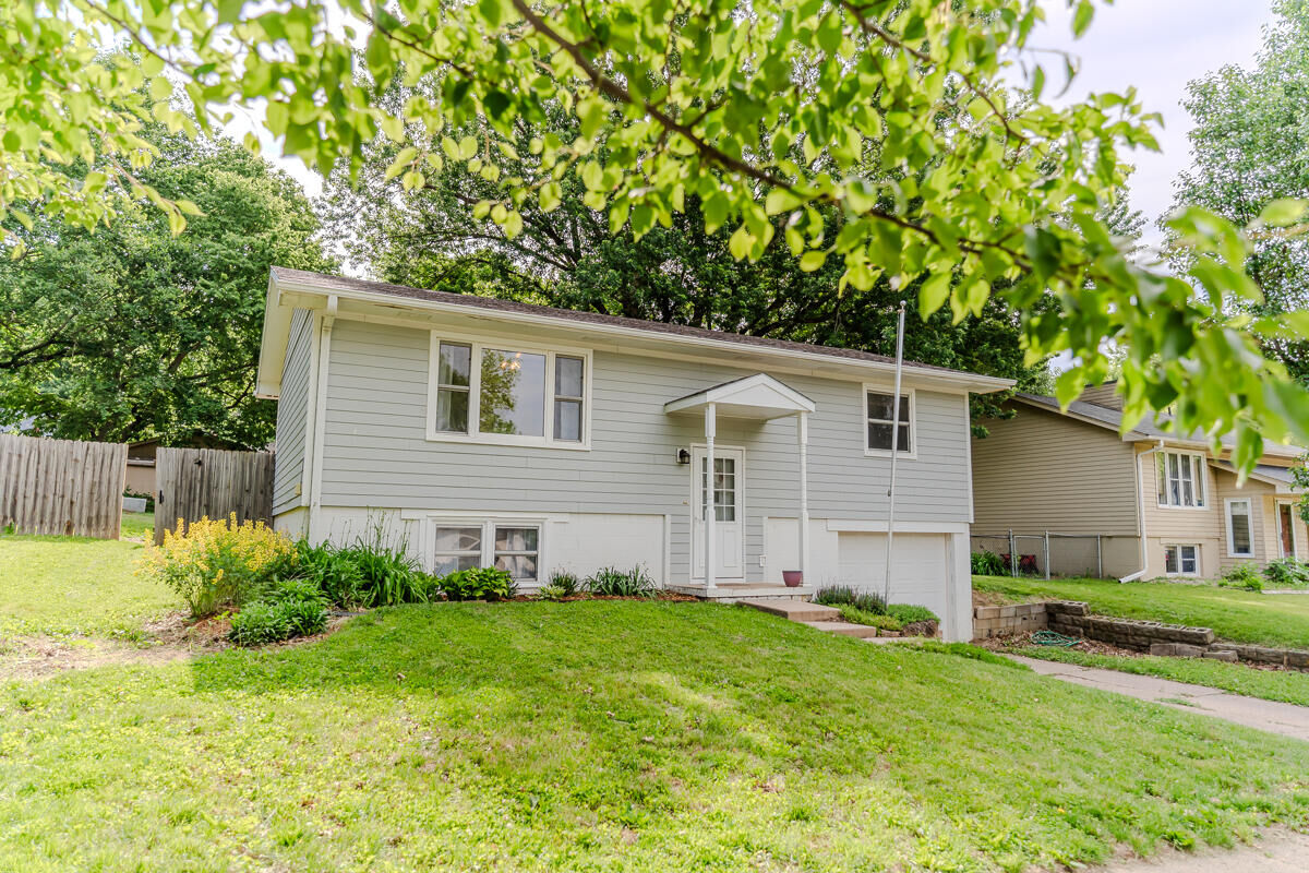Property Photo: 903 Timber Lane IA 51534