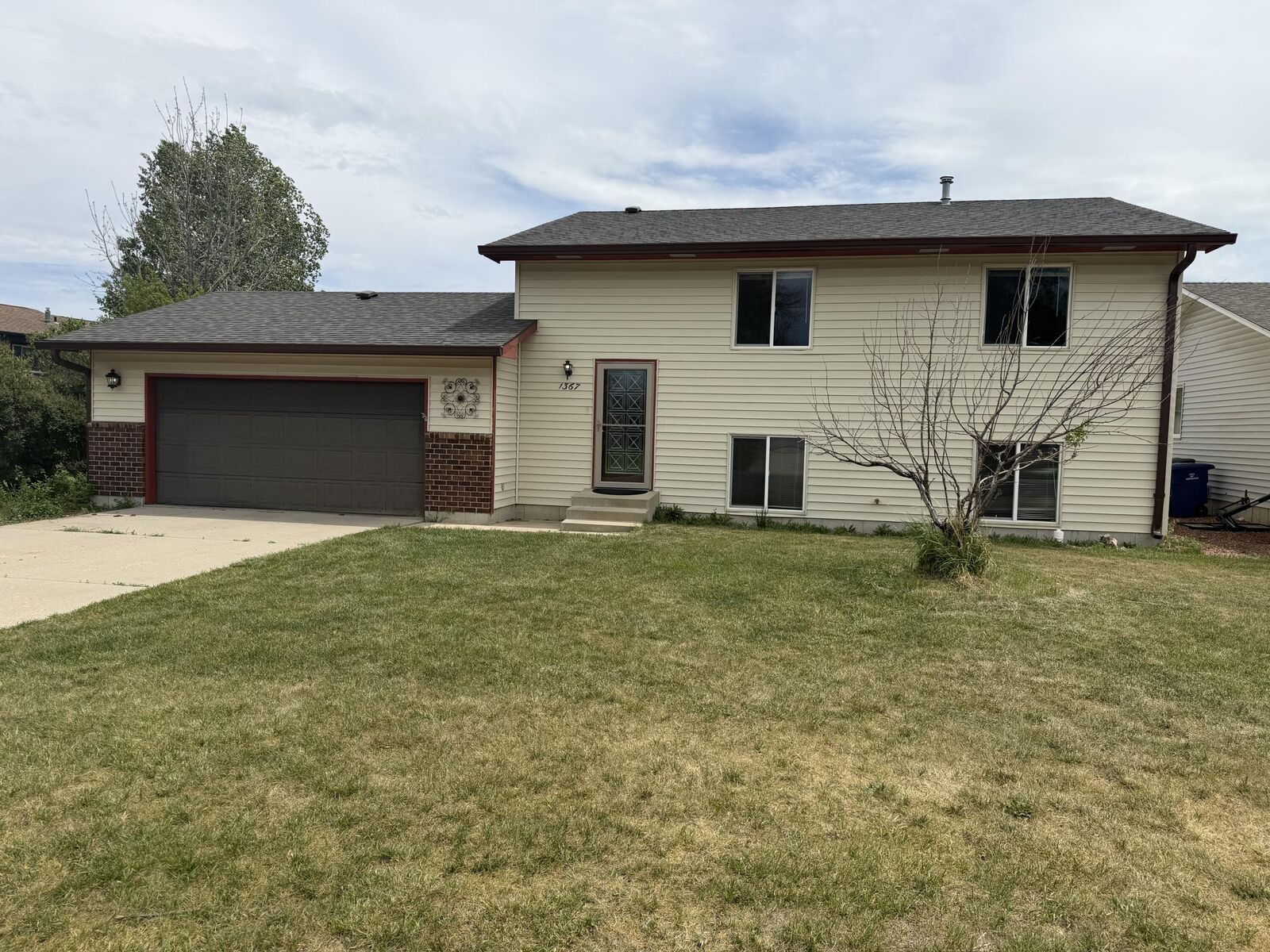 Property Photo:  1367 N Heights Lane  WY 82801 