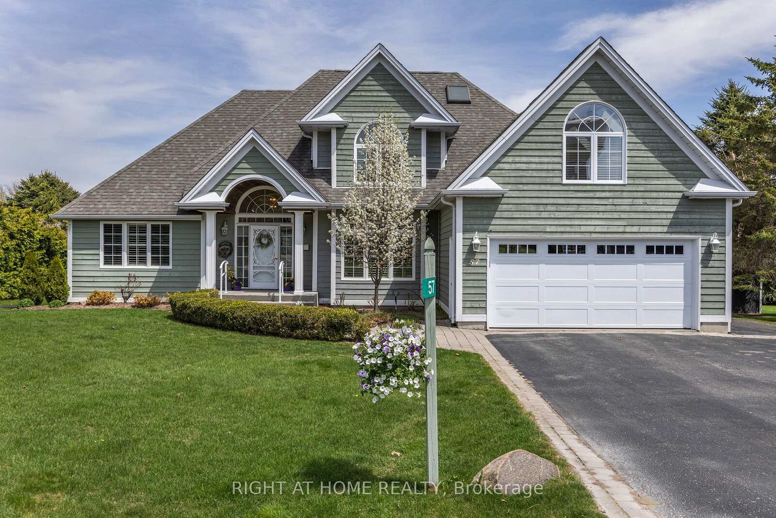 Property Photo: 57 Highland Drive ON L0L 2L0