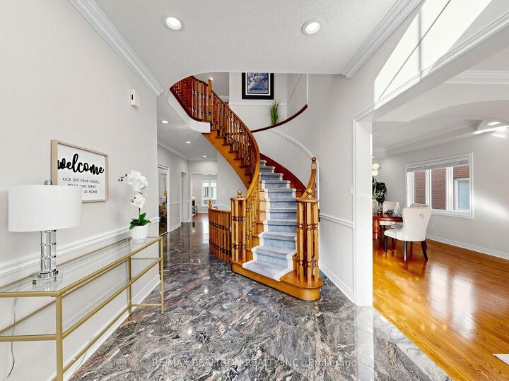 Property Photo: 47 El Dorado Street ON L4C 0G8