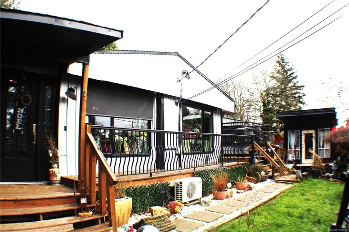 1120 Donna Ave — photo 1