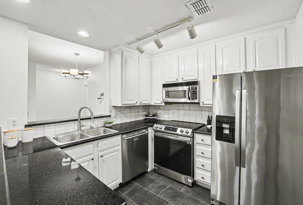 Property Photo:  9525 N Capital Of Tx Hwy 636  TX 78759 